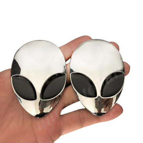 (CURRENTLY SOLD OUT)   2x Large Alien Head 3D Car Body Stickers.