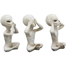 Load image into Gallery viewer, Alien Resin Figures
