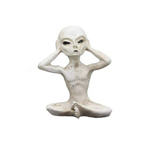 Load image into Gallery viewer, Alien Resin Figures
